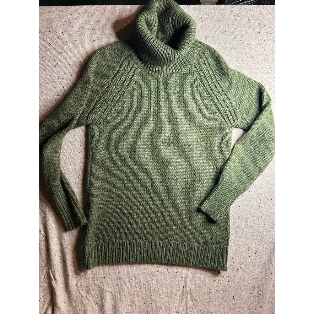 Ruby Moon Olive Green Wool Blend Turtleneck Sweater Cozy Fall Winter Fisherman